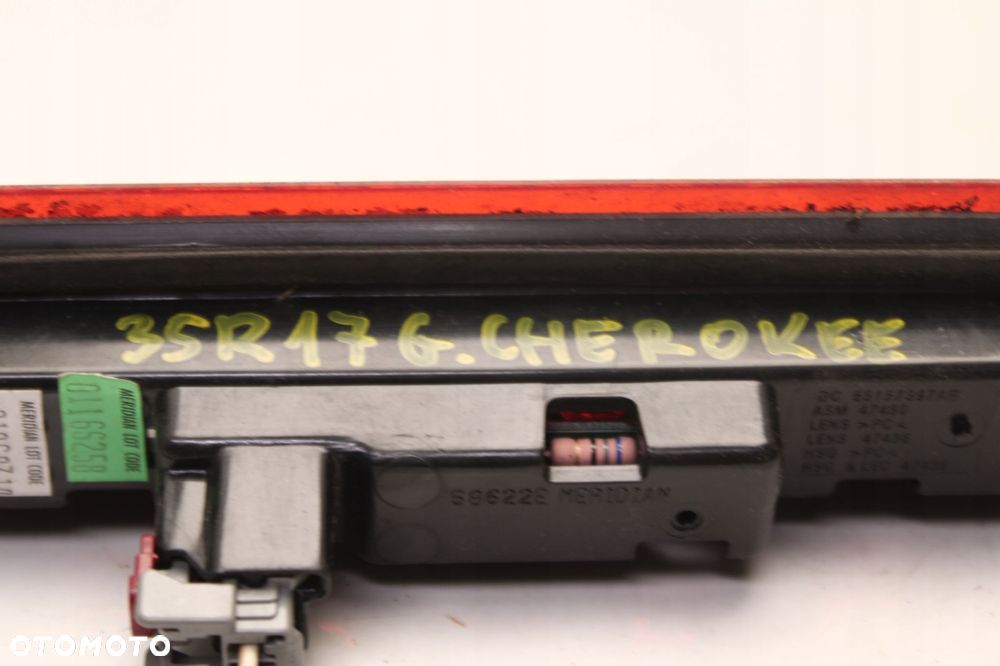 JEEP CHEROKEE III WK 04R- LAMPA TRZECIE ŚWIATŁO STOP STOPU - 9