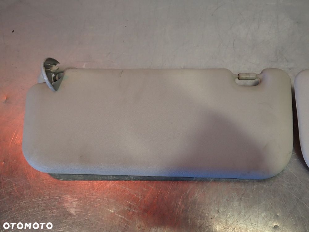 OSŁONA PRZECIWSŁONECZNA KPL TOYOTA URBAN CRUISER - 2