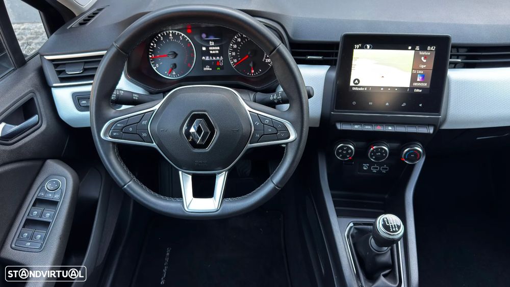 Renault Clio 1.0 TCe Evolution Bi-Fuel - 29