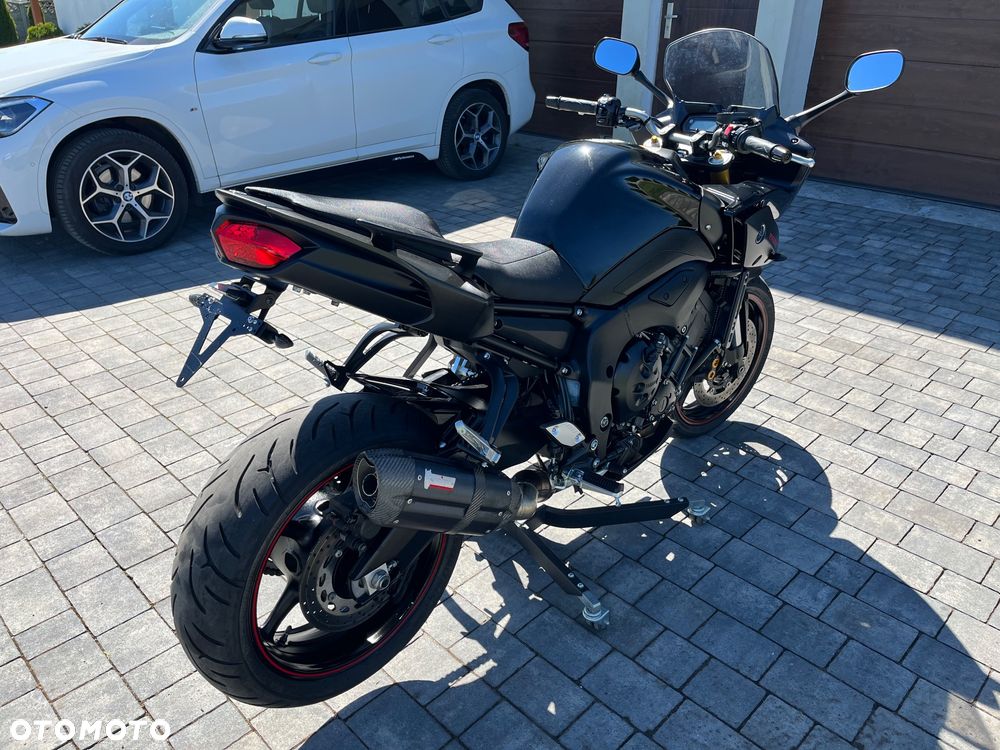 Yamaha FZ8 - 3