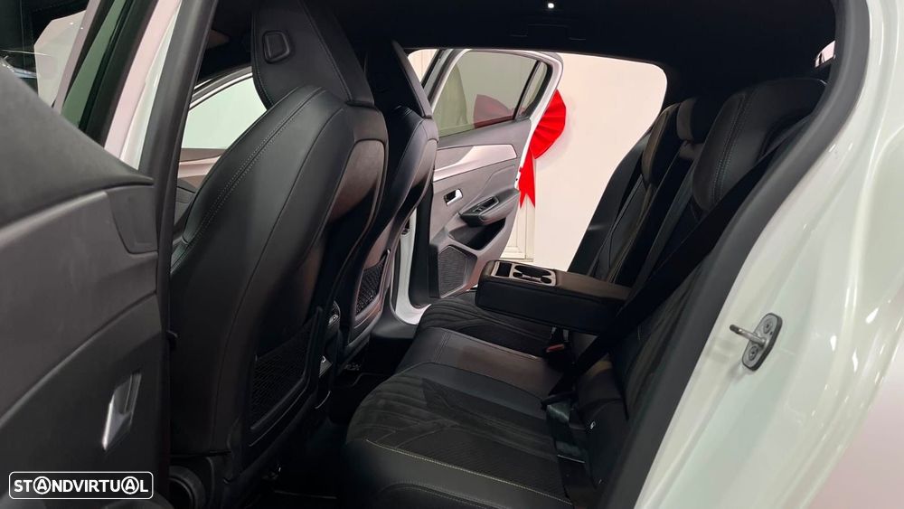 Peugeot 308 1.2 PureTech GT EAT8 - 14