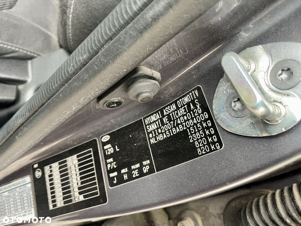 Hyundai i20 - 8