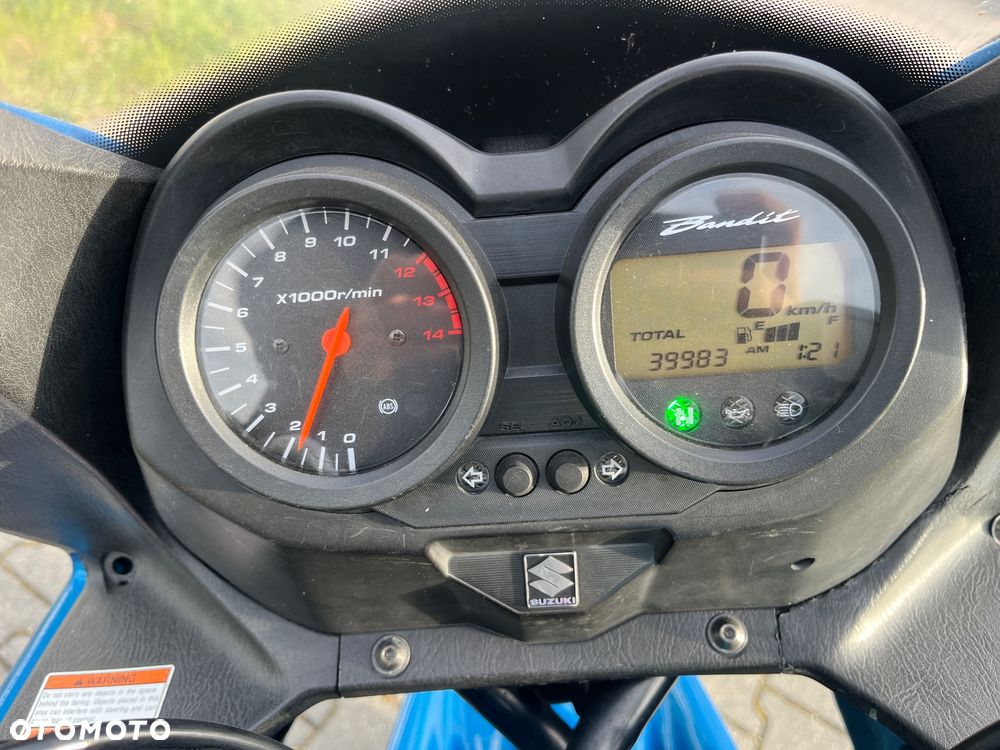 Suzuki Bandit - 12