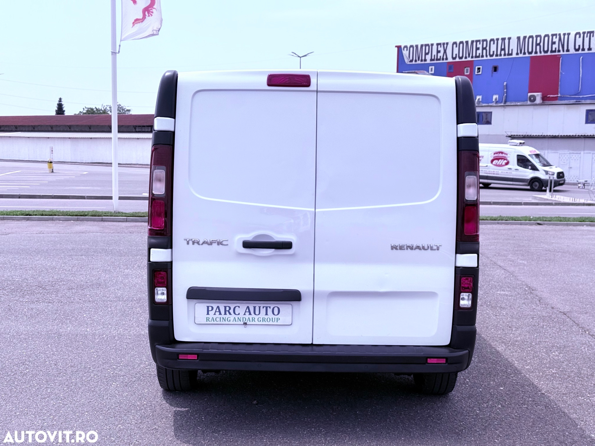 Renault Trafic 2.0 Blue dCi 146 Furgon Cabina Dubla L2H1 Authentique - 11