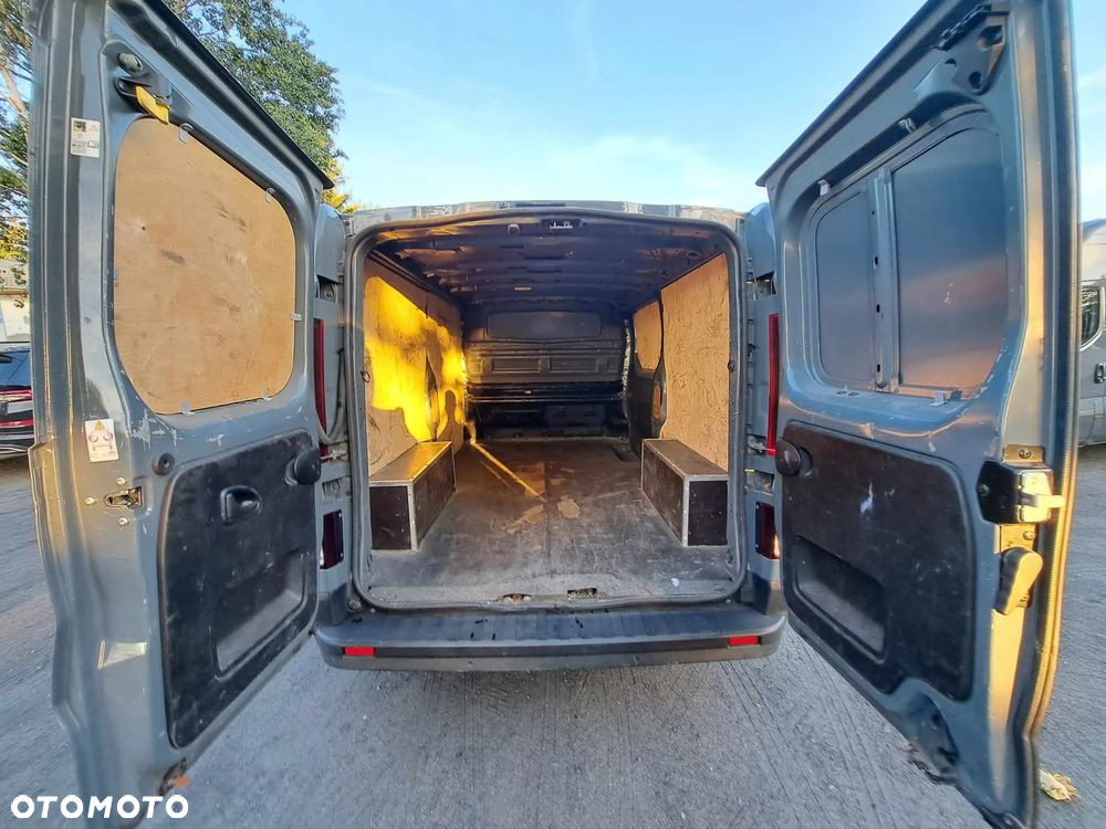 Renault TRAFIC - 4