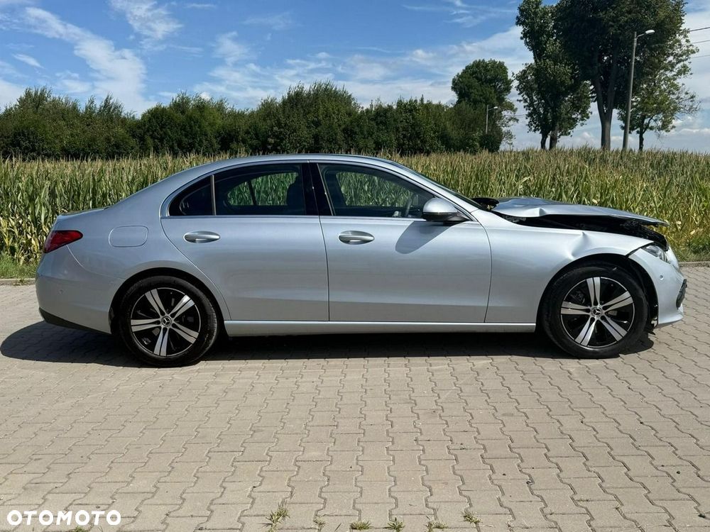 Mercedes-Benz Klasa C 200 mHEV 4-Matic Avantgarde - 6