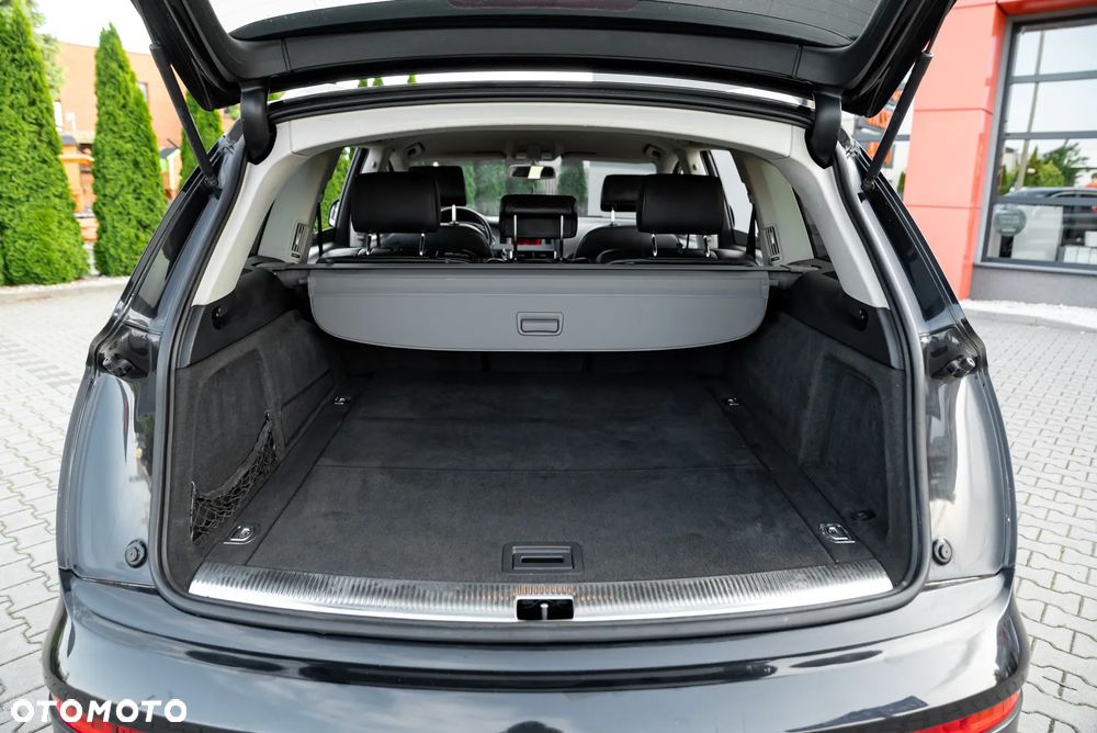 Audi Q7 3.0 TDI Quattro Tiptronic - 37