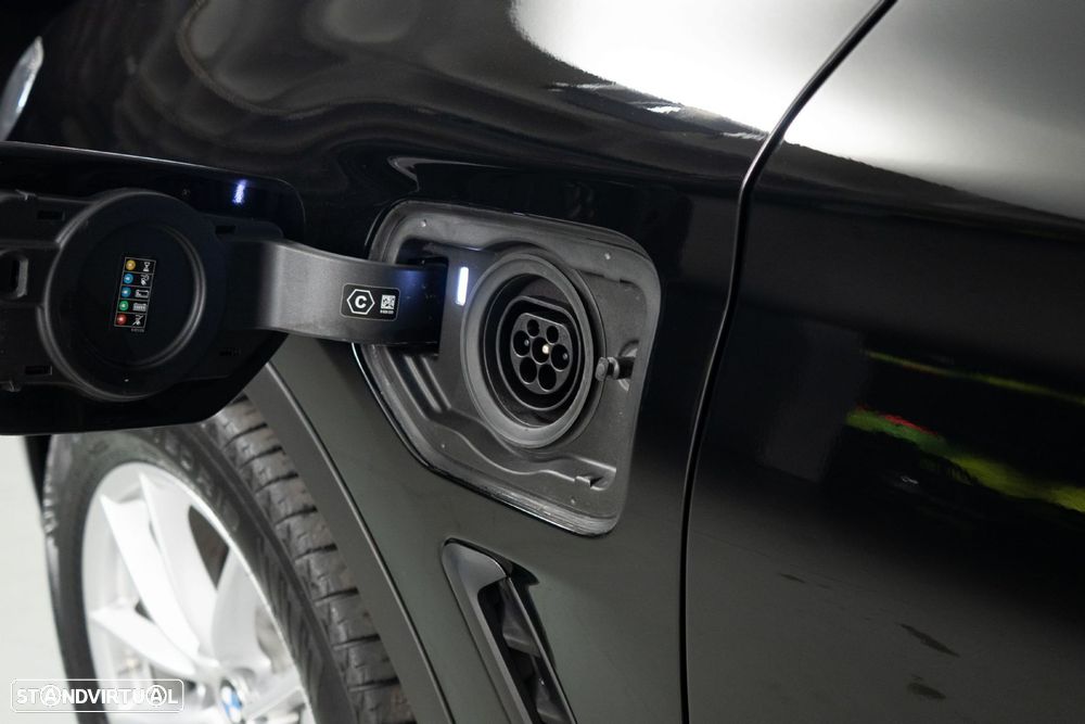 BMW X3 30 e xDrive Line Luxury - 17