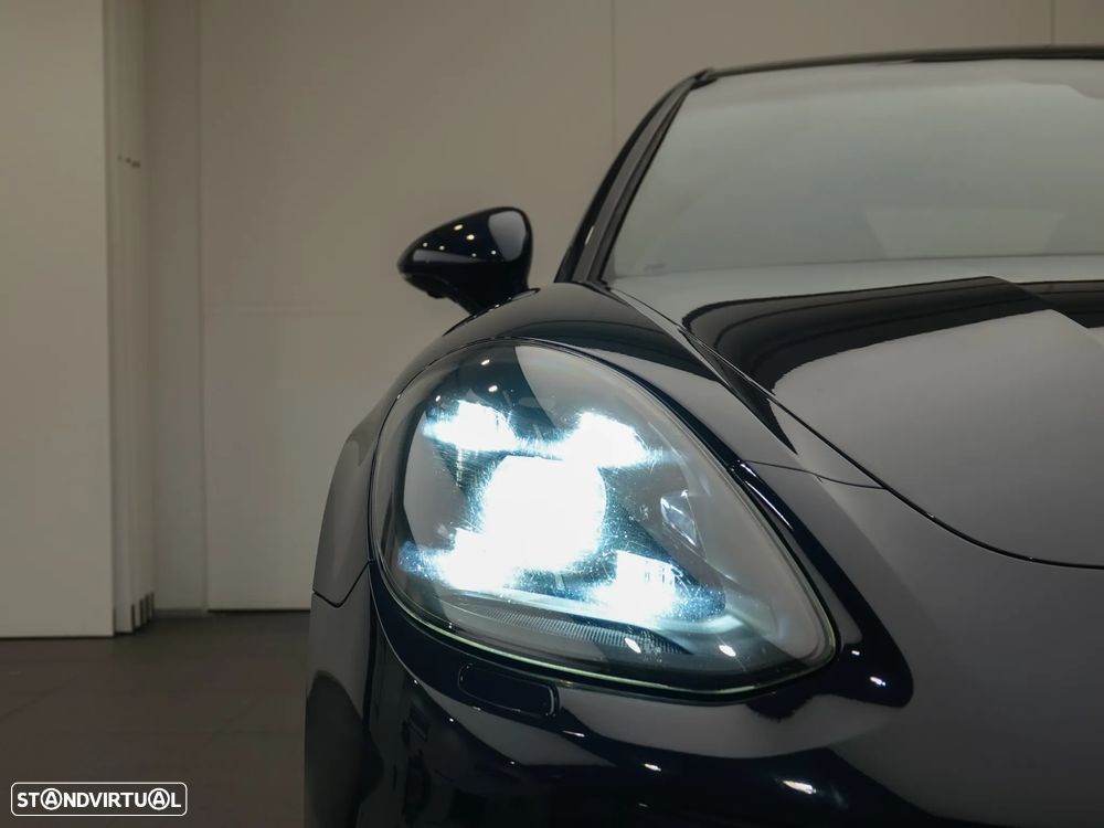 Porsche Panamera GTS - 11