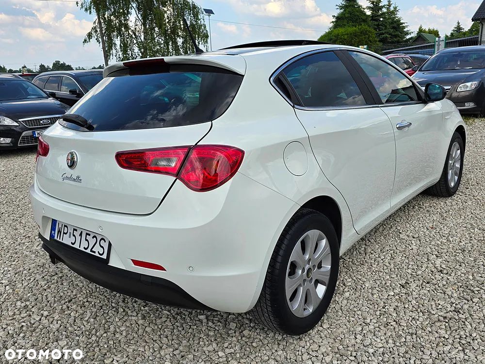 Alfa Romeo Giulietta 1.6 JTDM 16V Impression - 12