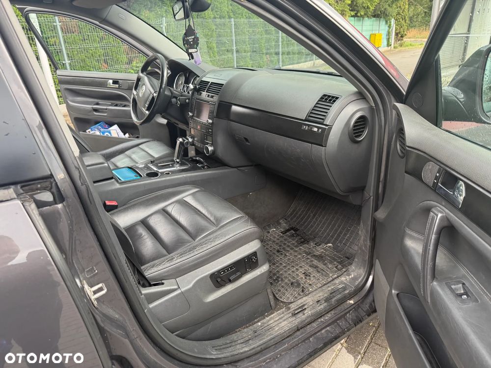 Volkswagen Touareg - 13