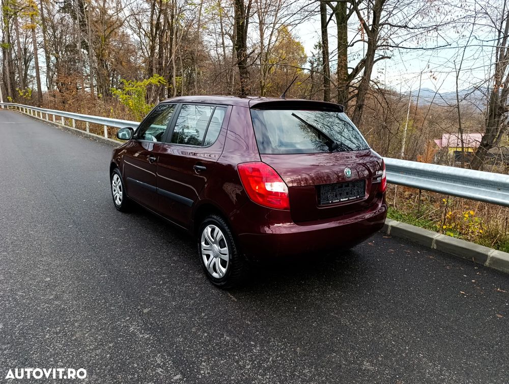 Skoda Fabia - 4