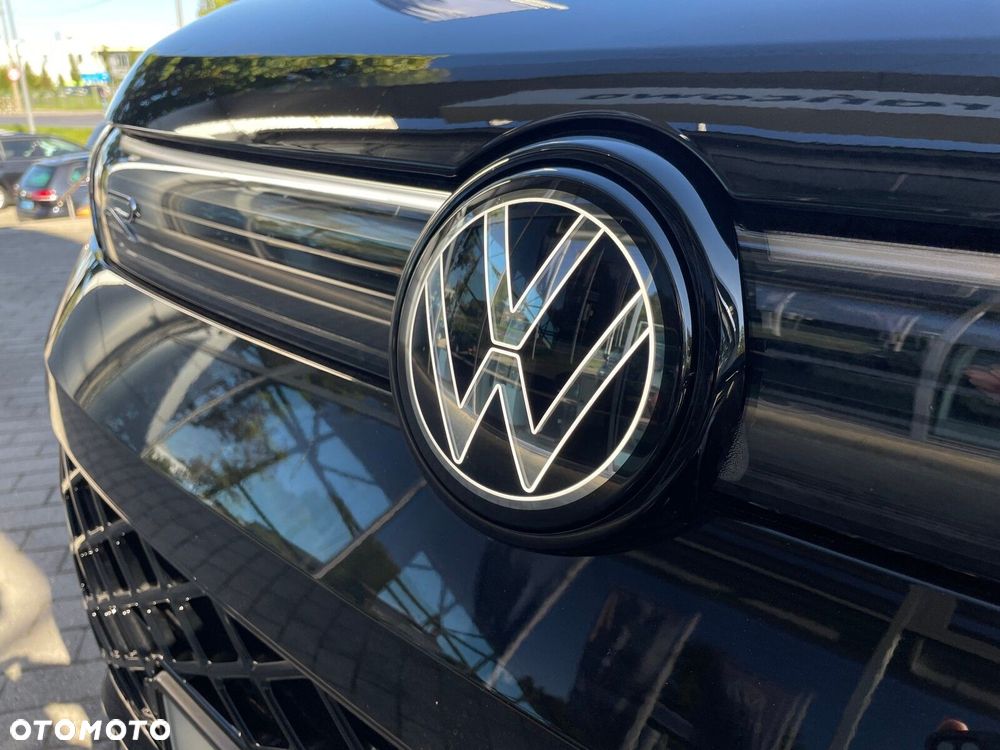 Volkswagen Tiguan - 32