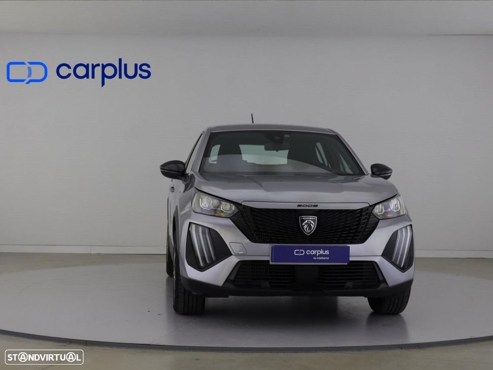 Peugeot 2008 1.2 PureTech Active — photo 3