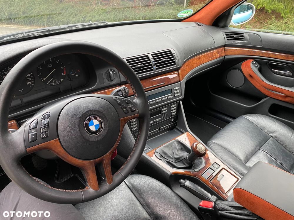 BMW Seria 5 525i - 15