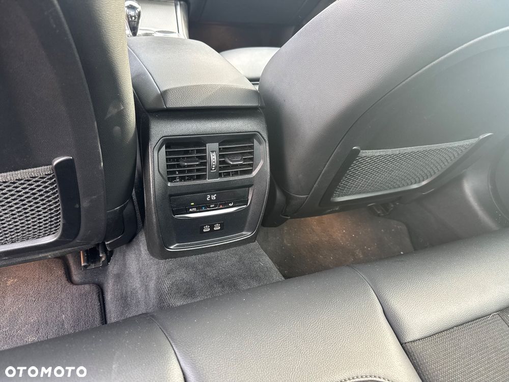 BMW Seria 3 320d Sport Line sport - 27