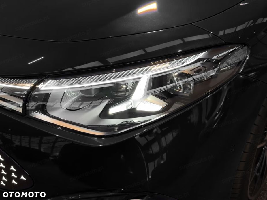 Mercedes-Benz CLA - 12