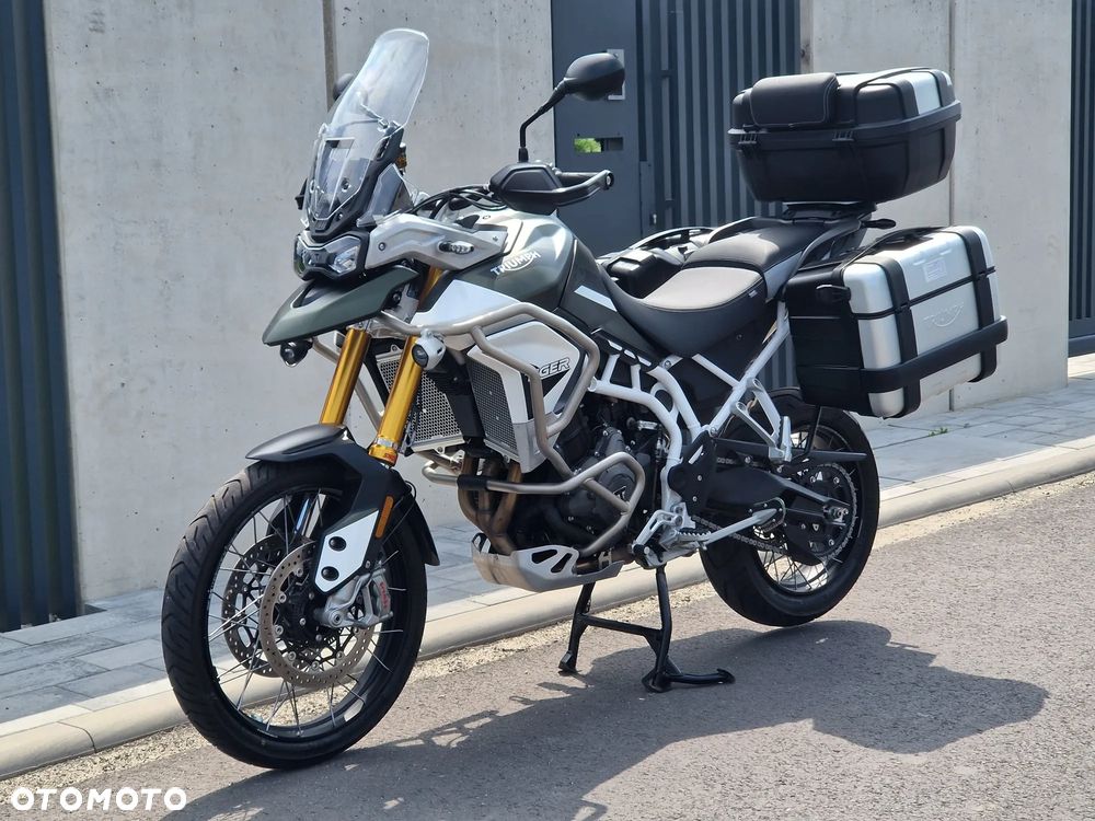 Triumph Tiger - 1