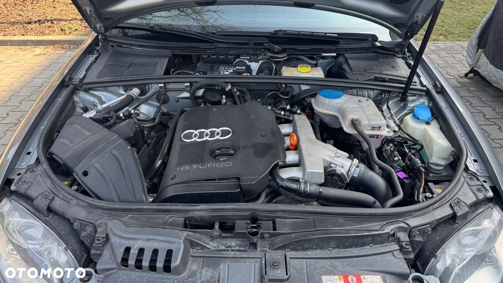 Audi A4 Avant 1.8 T quattro - 2