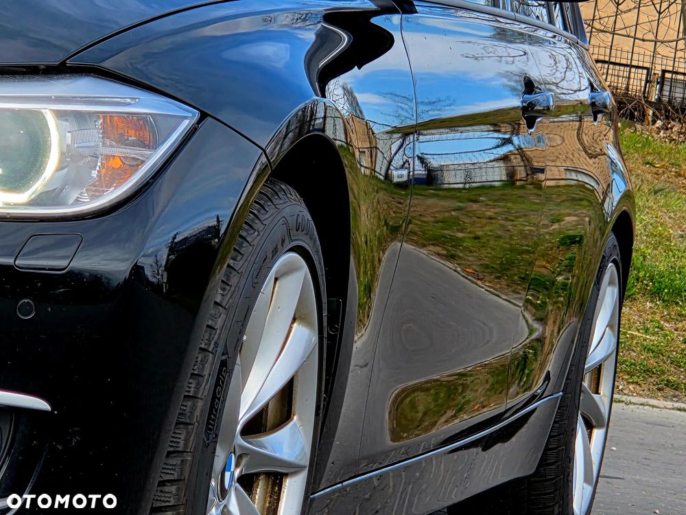 BMW Seria 3 330d Sport-Aut Blue Performance Modern Line - 7