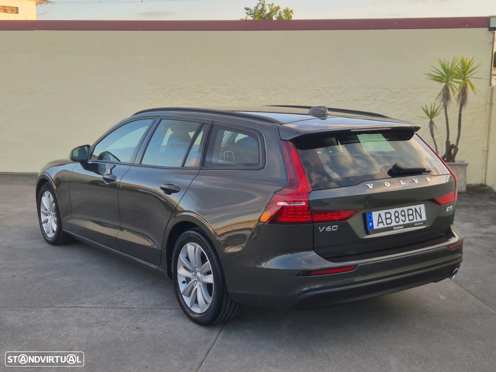 Volvo V60 2.0 D3 Momentum Plus - 15