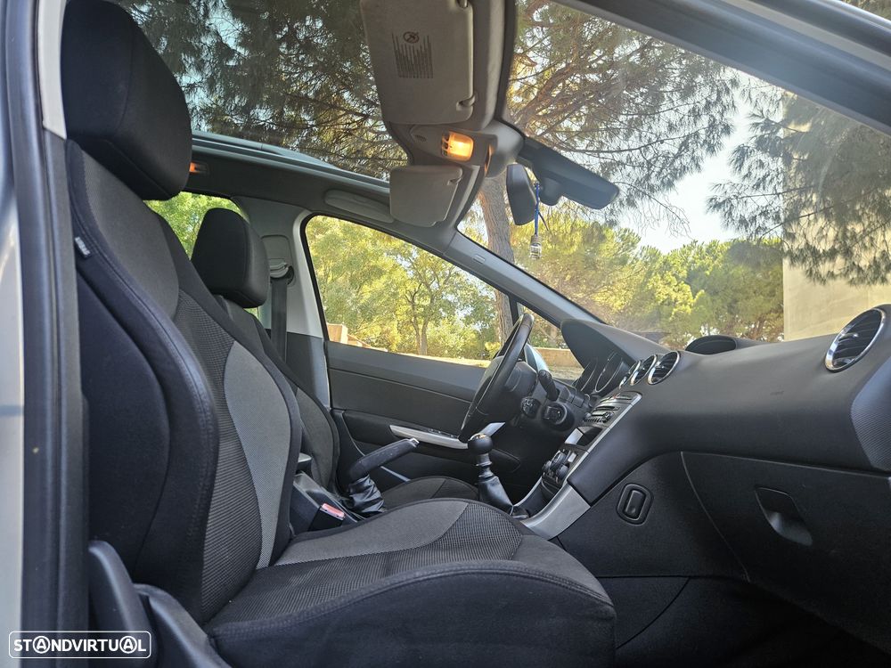 Peugeot 308 SW 1.6 HDi Premium CVM6 - 12