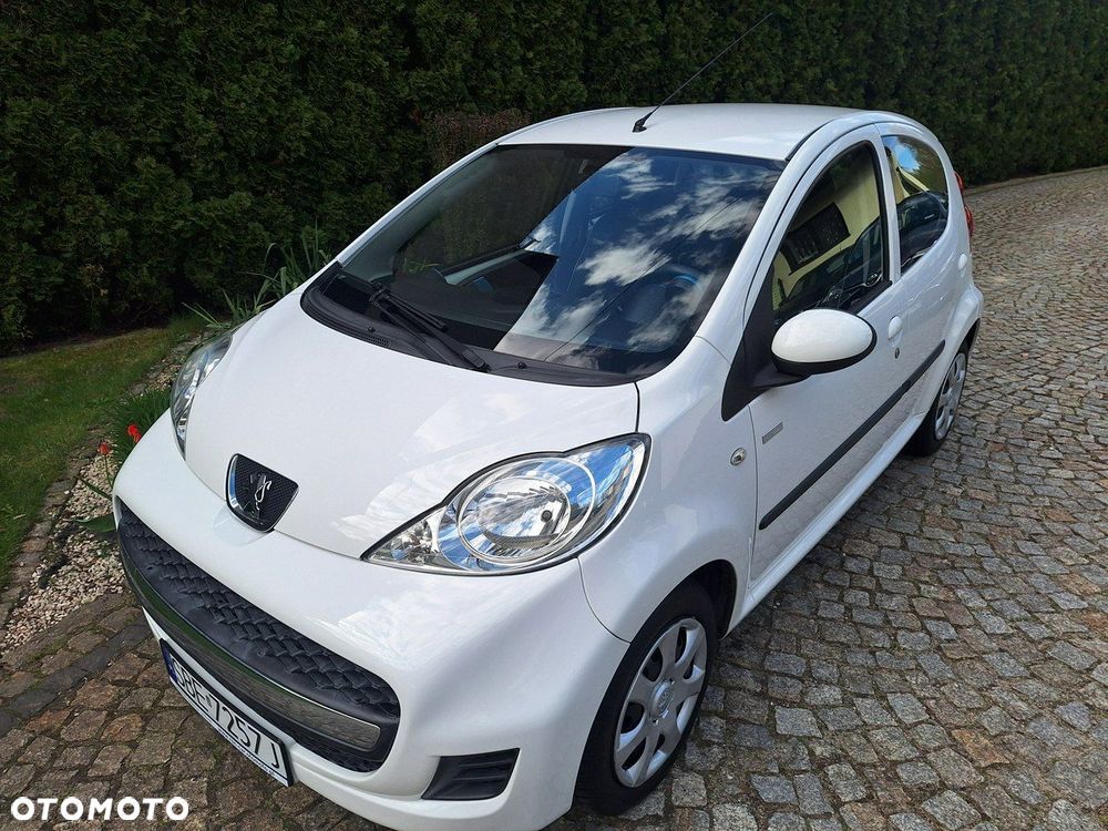 Peugeot 107 70 Millesim 200 - 23