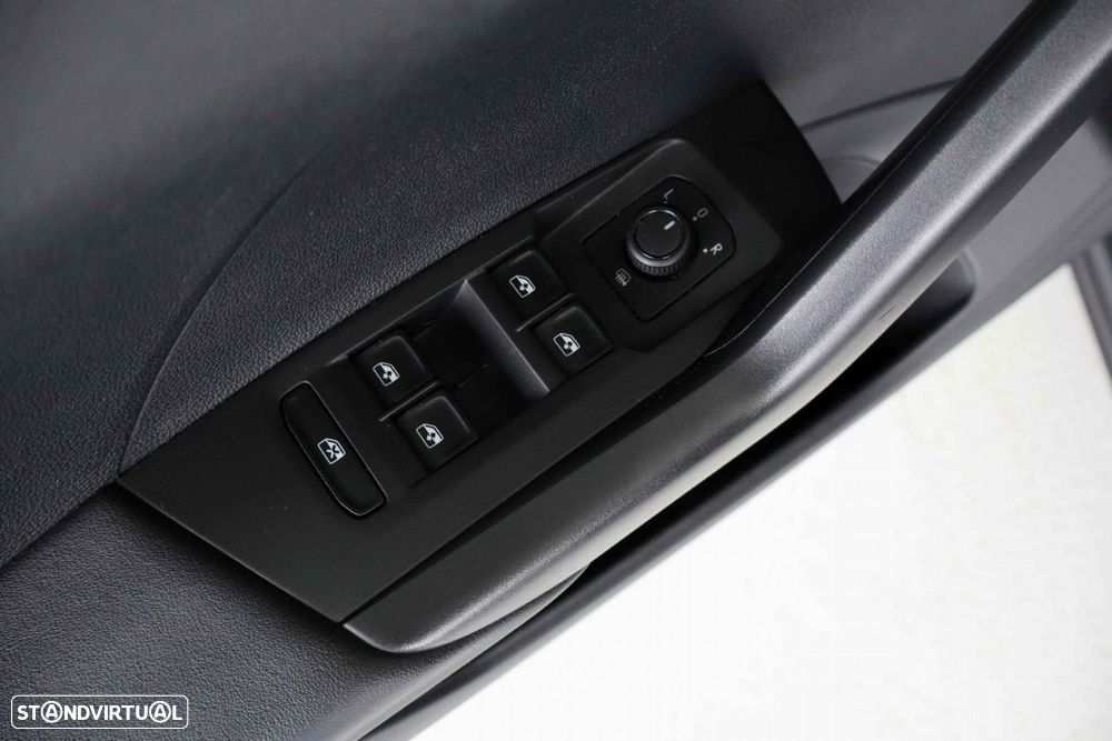 VW T-Cross 1.0 TSI Life DSG - 13