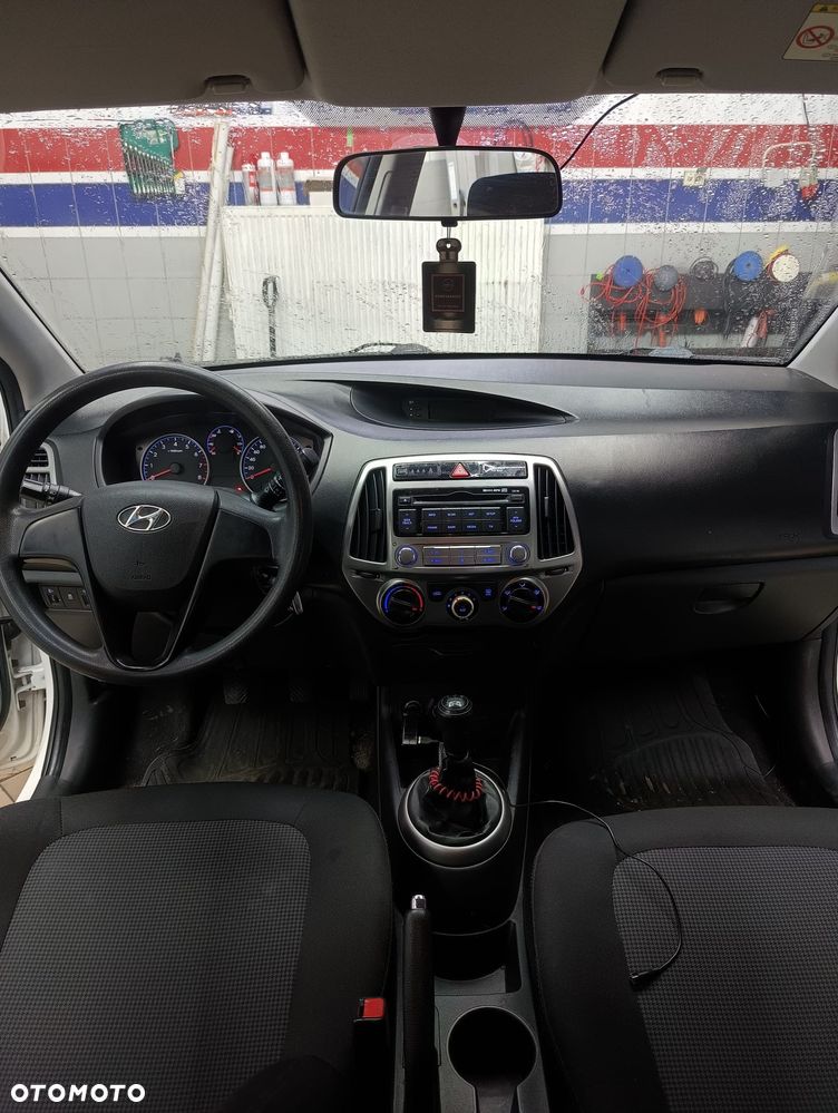 Hyundai i20 1.25 Classic + - 11