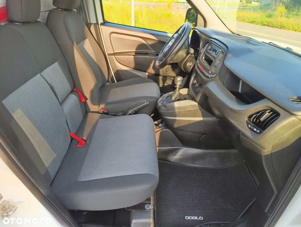 Fiat Doblo - 21