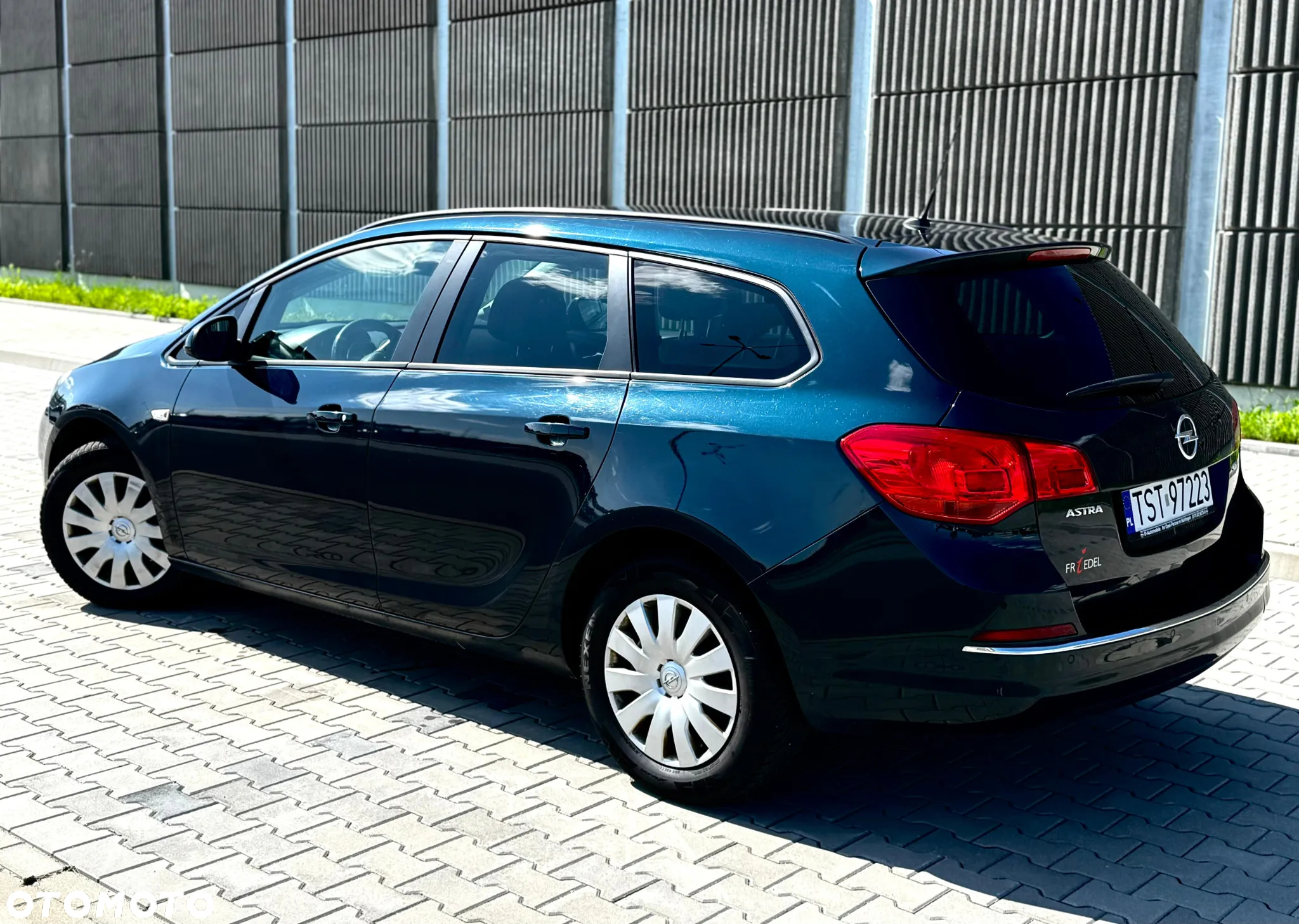 Opel Astra 1.6 CDTI DPF ecoFLEX Start/Stop Exklusiv - 12
