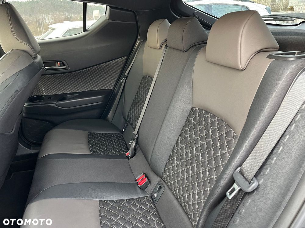 Toyota C-HR 1.8 Hybrid Executive - 28