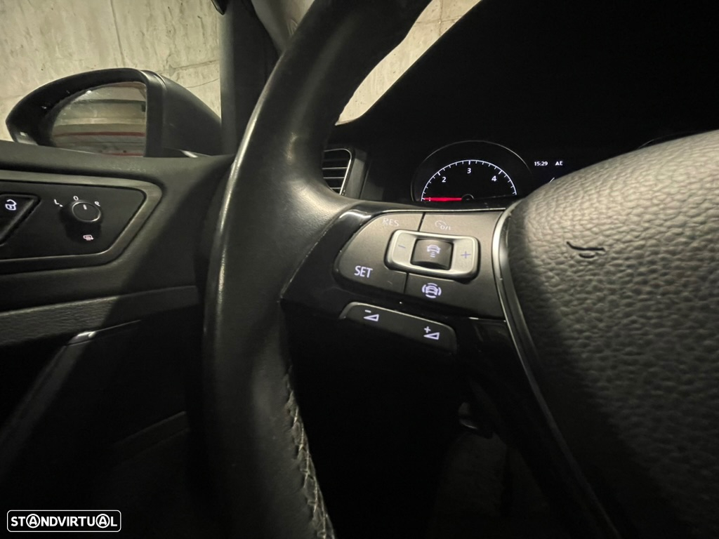 VW Golf Variant 1.6 TDi Confortline - 15