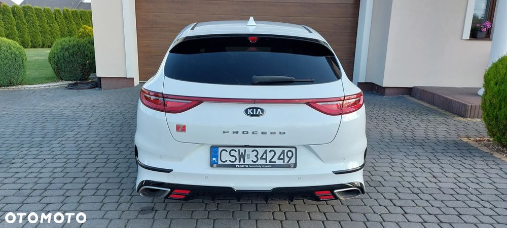 Kia ProCeed - 5