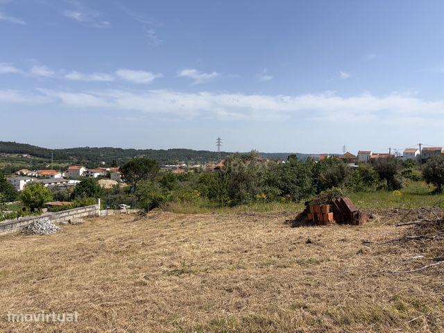 Terreno urbano em Seia, ideal para construção e investimento - Grande imagem: 2/4