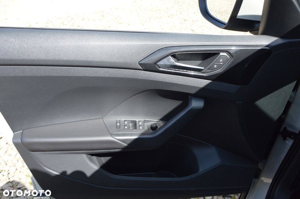 Volkswagen T-Cross - 9