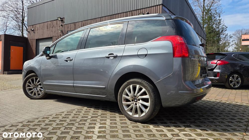 Peugeot 5008 HDI FAP 150 Allure - 4