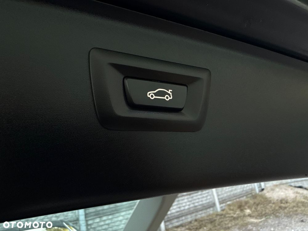 BMW Seria 5 520d - 22