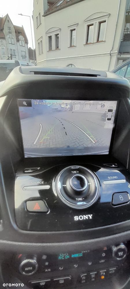 Ford Kuga - 10