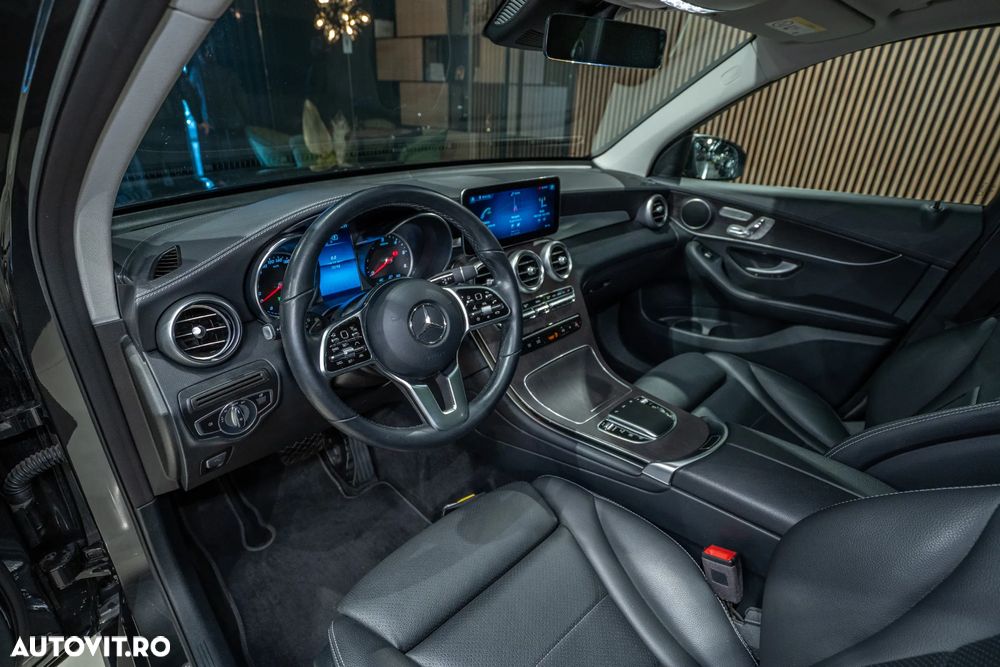 Mercedes-Benz GLC 220 d 4MATIC 9G-TRONIC - 23