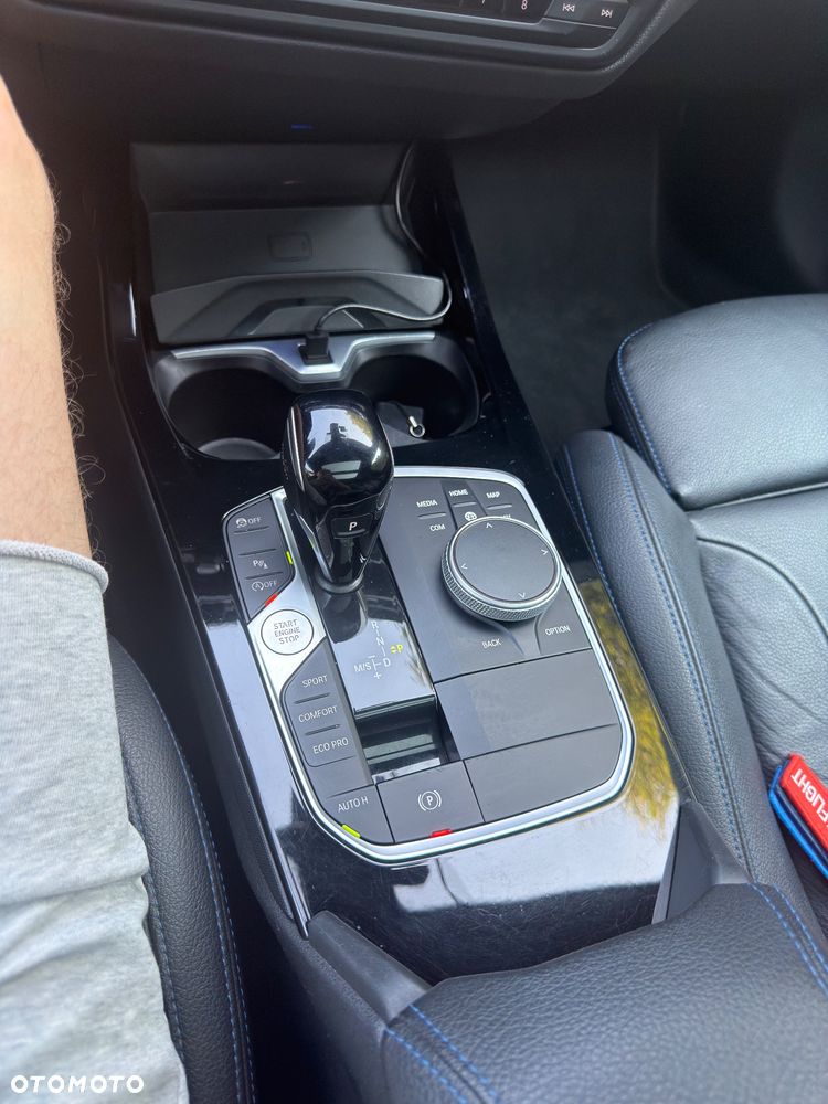 BMW Seria 2 220d xDrive M Sport - 17