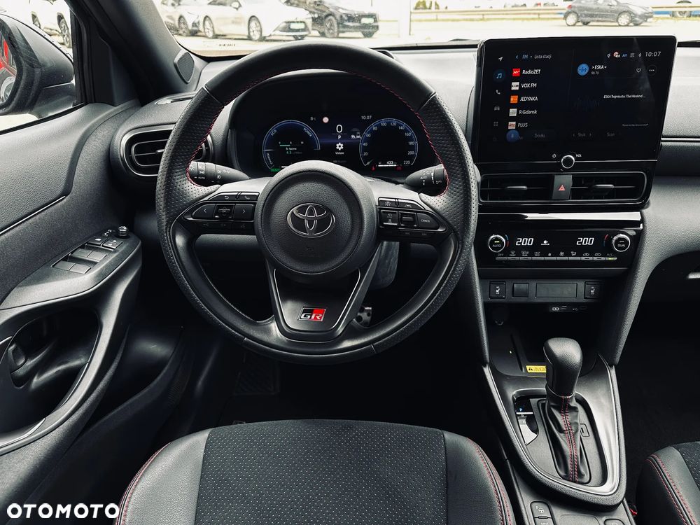 Toyota Yaris Cross Hybrid 1.5 GR Sport - 18