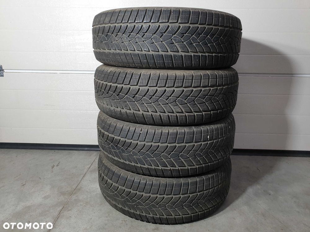 4szt. 215/60/17 96H Goodyear UG Performance G1 SUV 5,5mm 2019r[ 8048 ]