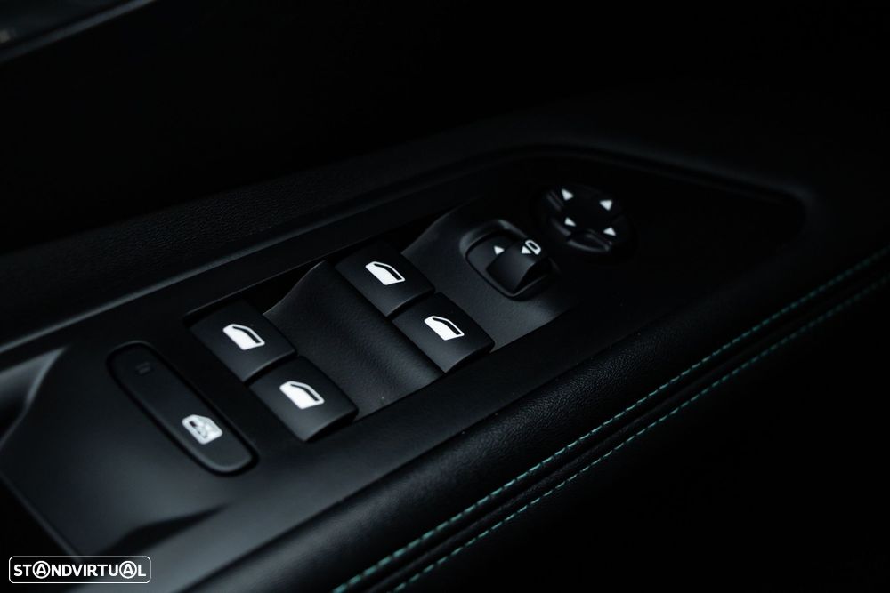 Peugeot 3008 1.2 Hybrid Allure Pack e-DCS6 - 18