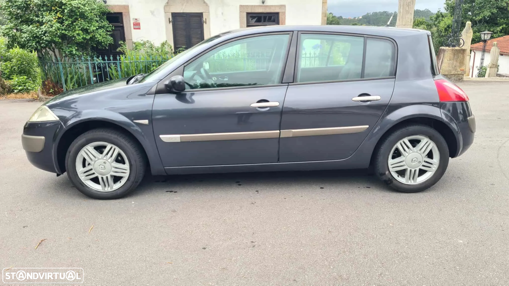 Renault Mégane 1.5 dCi Confort Authentique - 8