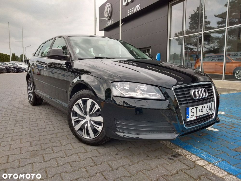 Audi A3 Sportback - 2