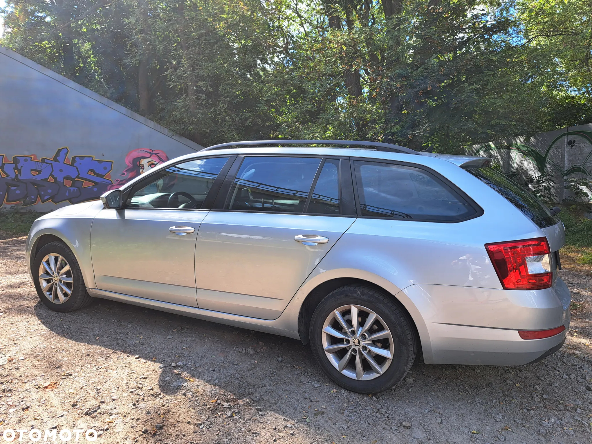 Skoda Octavia 2.0 TDI Elegance DSG - 9