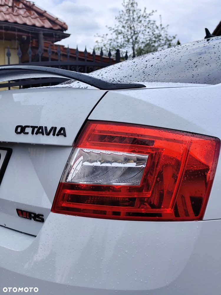Skoda Octavia 2.0 TDI RS DSG EU6 - 24