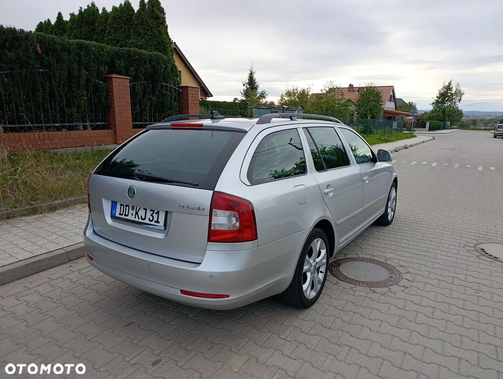 Skoda Octavia 2011 photo 5