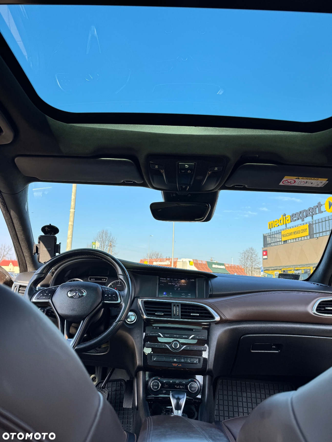 Infiniti QX30 2.2d Premium Tech AWD 7DCT - 37